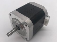 步進(jìn)電機和伺服系統(tǒng)之間的性能差異設(shè)計